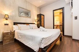 Hotel Ainb Gothic