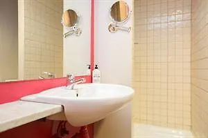 Ainb Gothic Hotel 3*